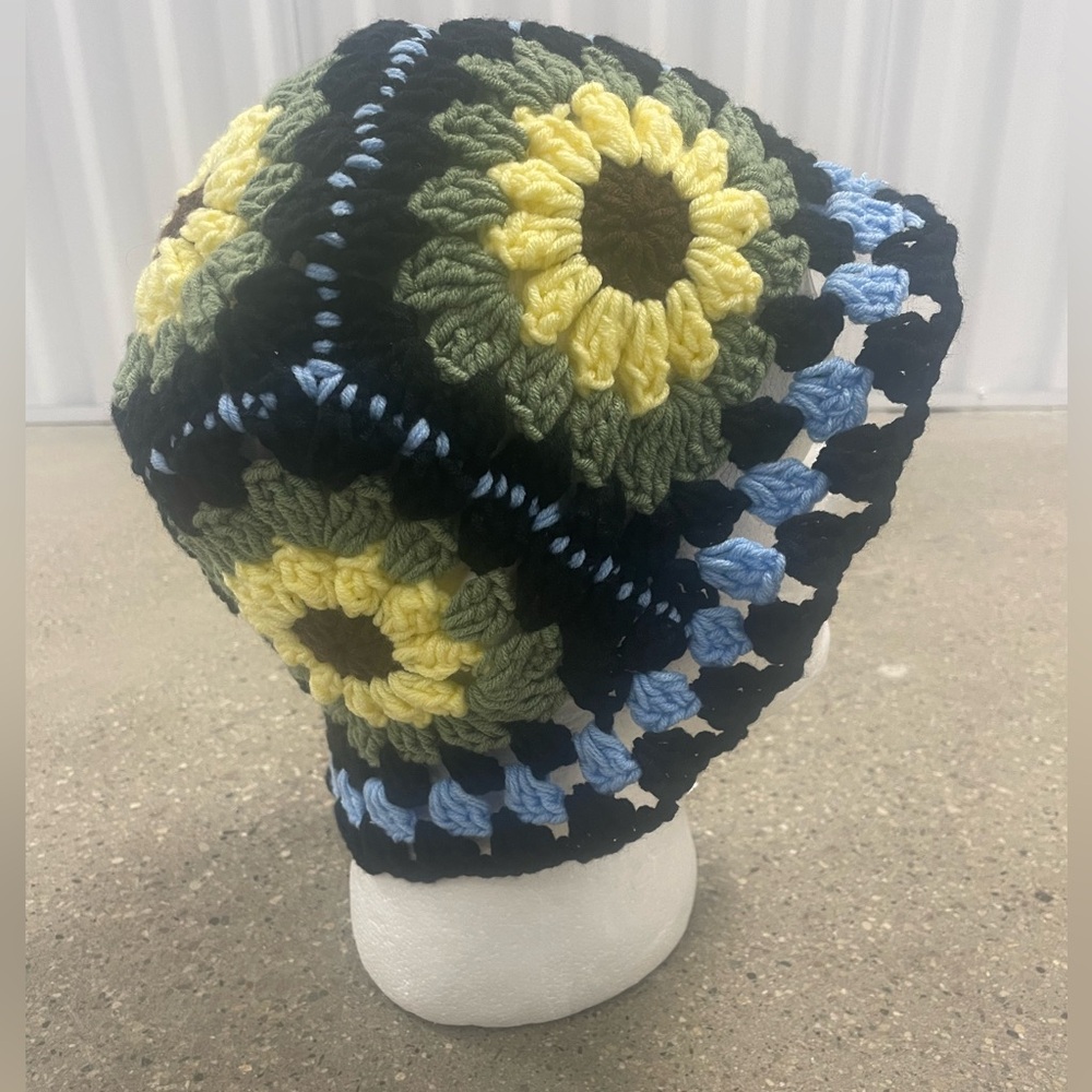 NWT Cider Crochet Sunflower Bucket Hat, stylish cap for looking cute! - Picture 8 of 14